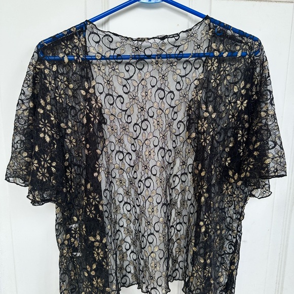 Crowning touch  dressy Laced cover up, Women's Fashion. Vintage - Picture 6 of 9